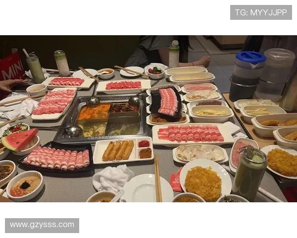 郭士强李昂美考察期间与杨瀚森共度火锅时光尽享欢乐歌声